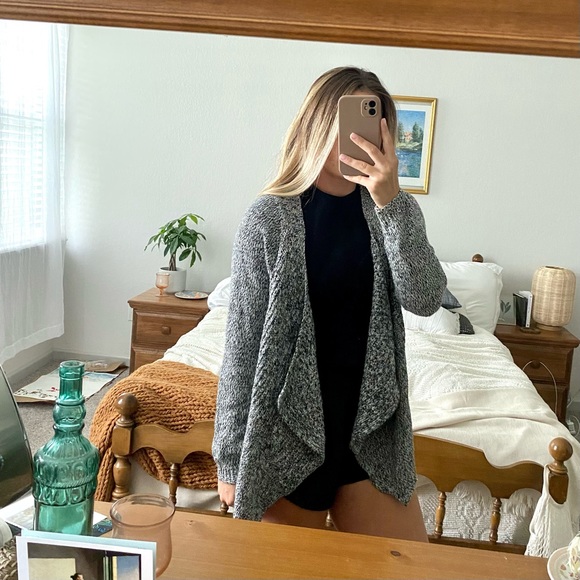 knitted sweater - Picture 3 of 5